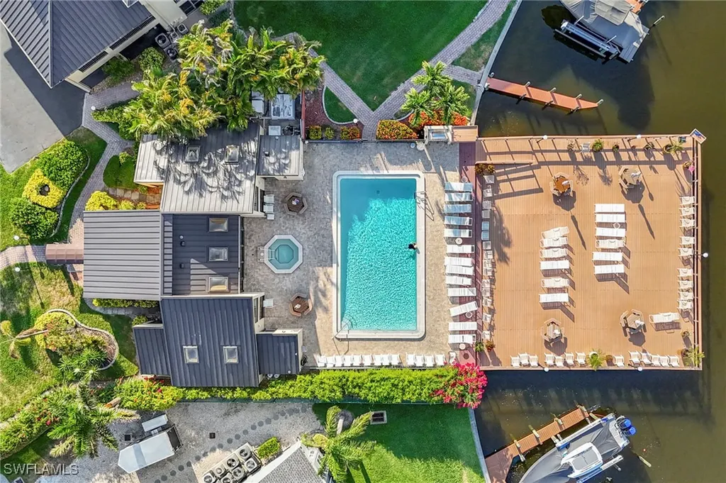 4719 SE 17th Place Cape Coral FL 33904