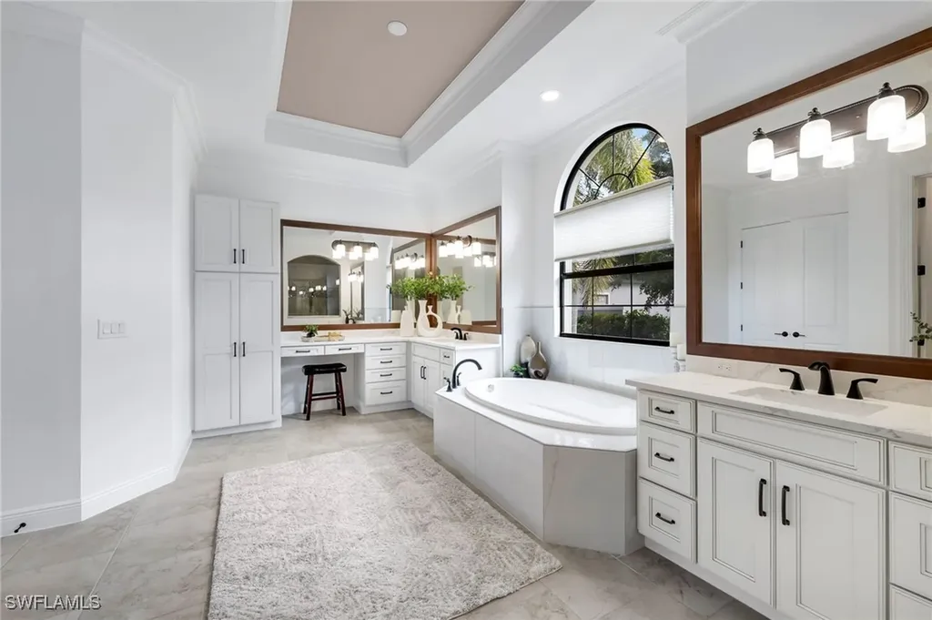 6851 Lakewood Isle Drive Fort Myers FL 33908
