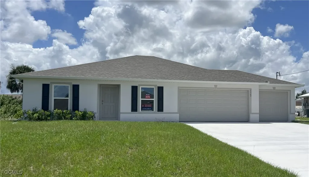 2909 43rd Street SW Lehigh Acres FL 33976