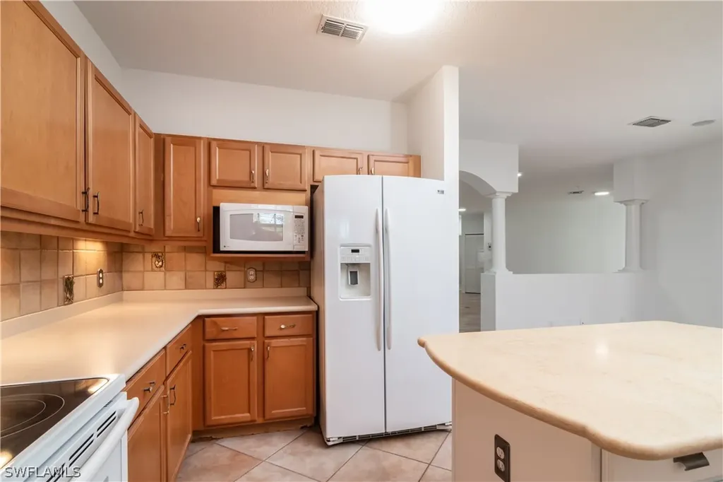 28060 Palmas Grandes Lane Bonita Springs FL 34135