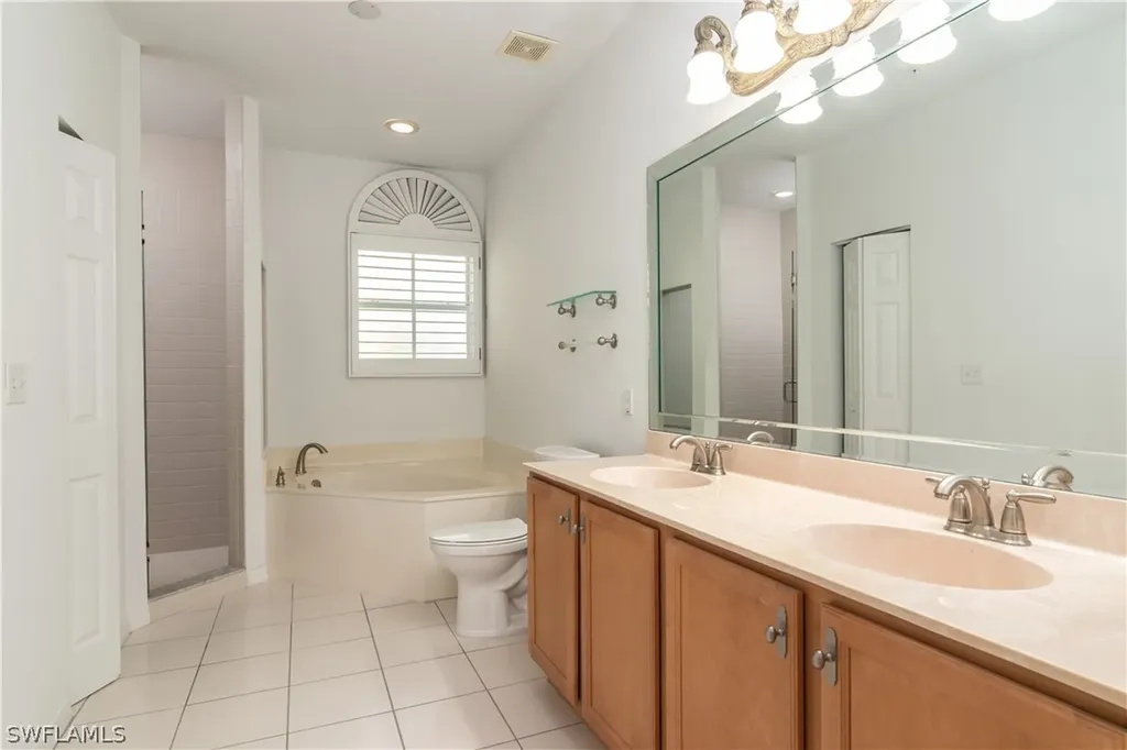 28060 Palmas Grandes Lane Bonita Springs FL 34135