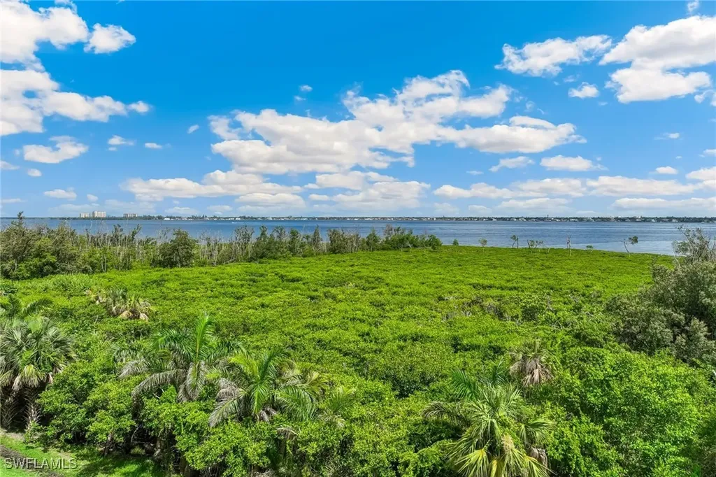 11600 Court Of Palms Fort Myers FL 33908