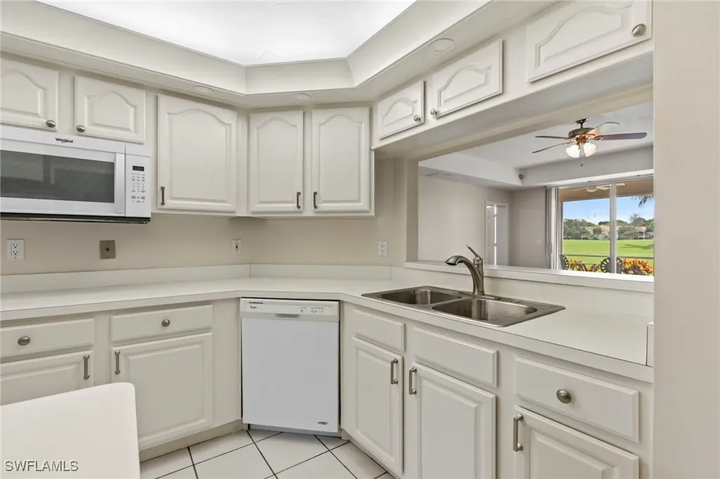 219 Via Perignon Naples FL 34119