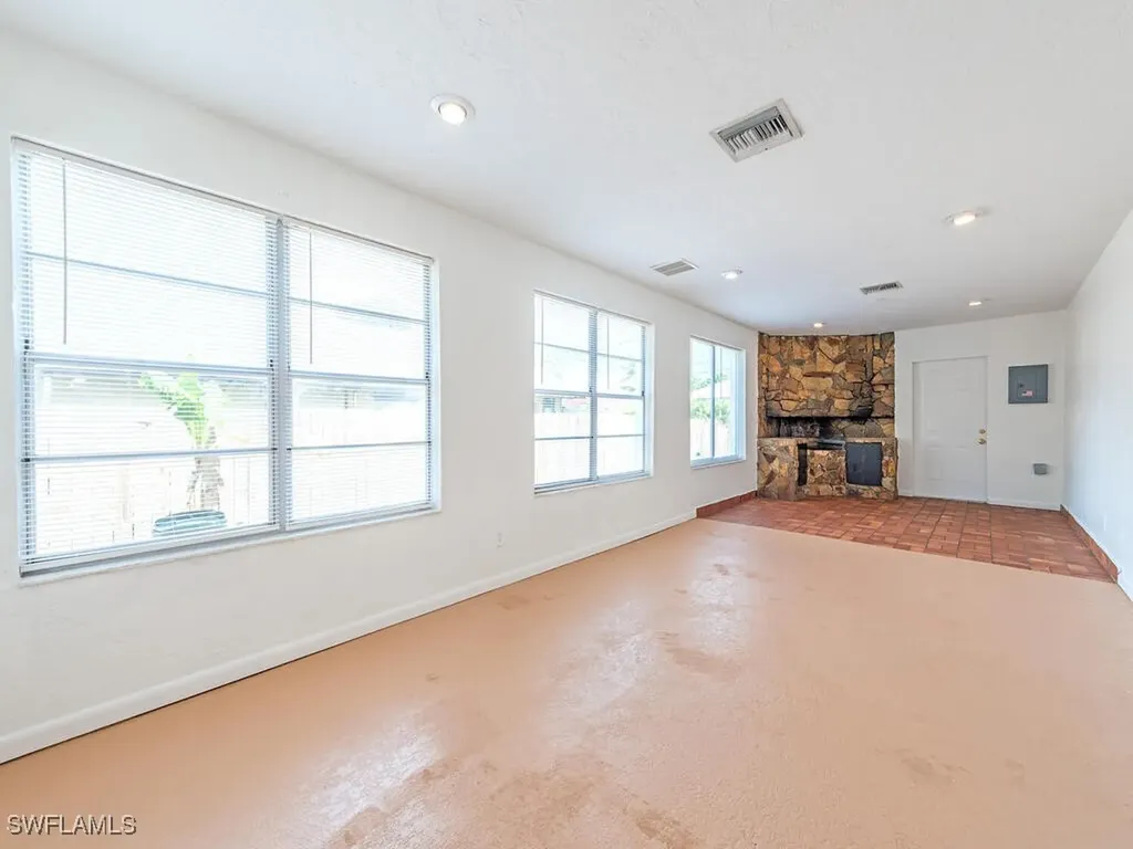 11596 Pawley Avenue Bonita Springs FL 34135