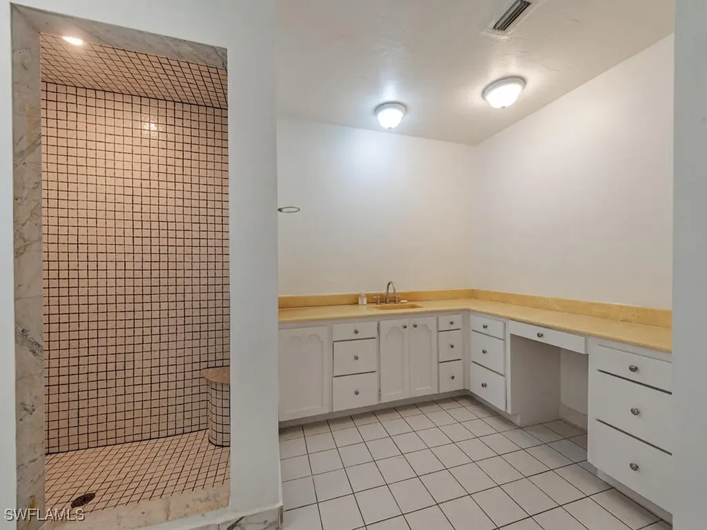 11596 Pawley Avenue Bonita Springs FL 34135