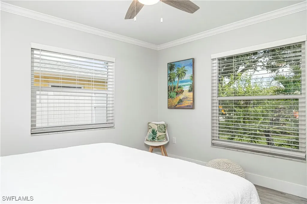 742 99th Avenue N Naples FL 34108