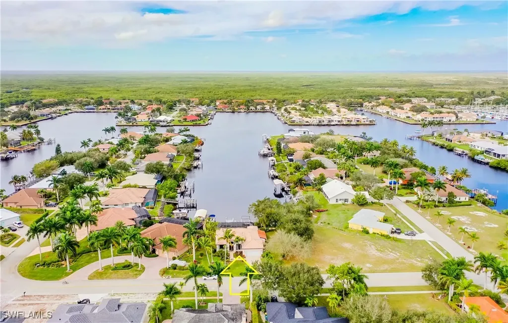 171 Cays Drive Naples FL 34114