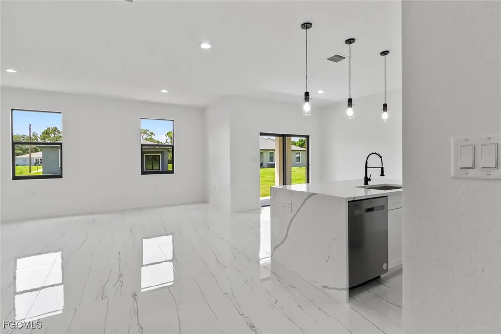 6010 Acorn Circle Labelle FL 33935