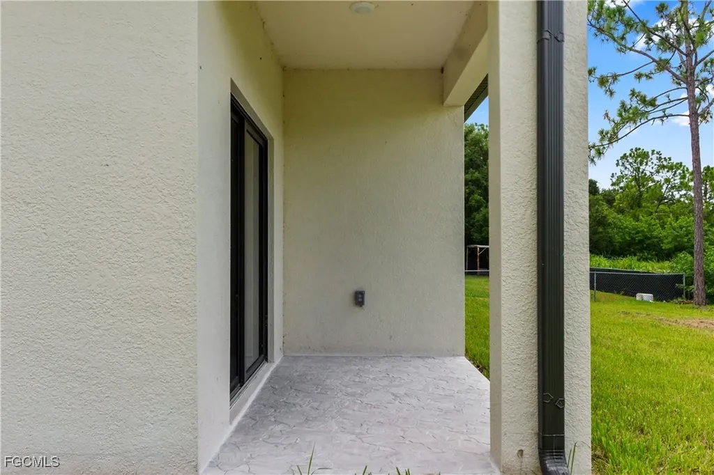 6010 Acorn Circle Labelle FL 33935