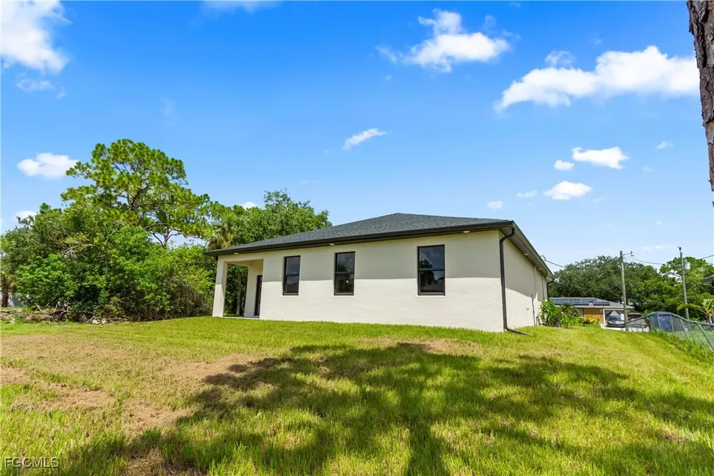 6010 Acorn Circle Labelle FL 33935