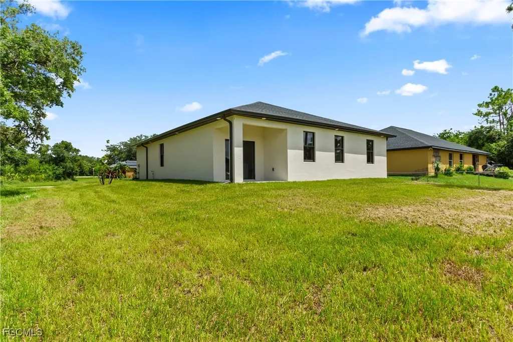 6010 Acorn Circle Labelle FL 33935