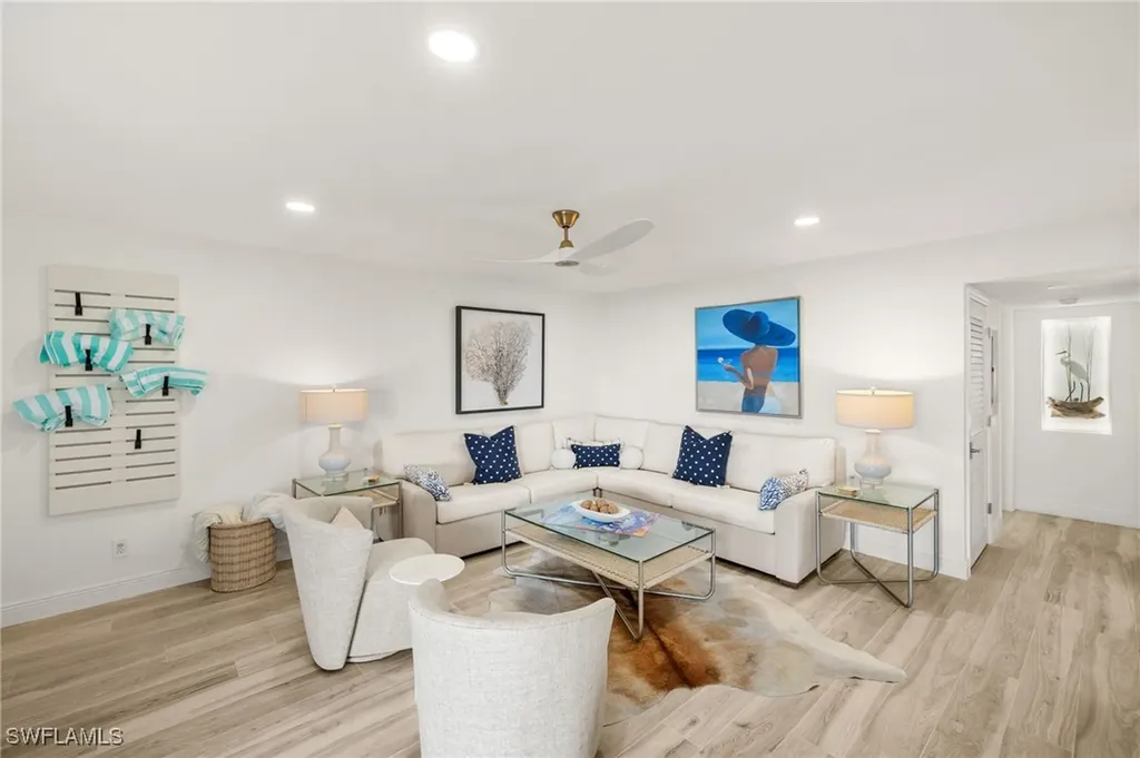 827 E Gulf Drive Sanibel FL 33957