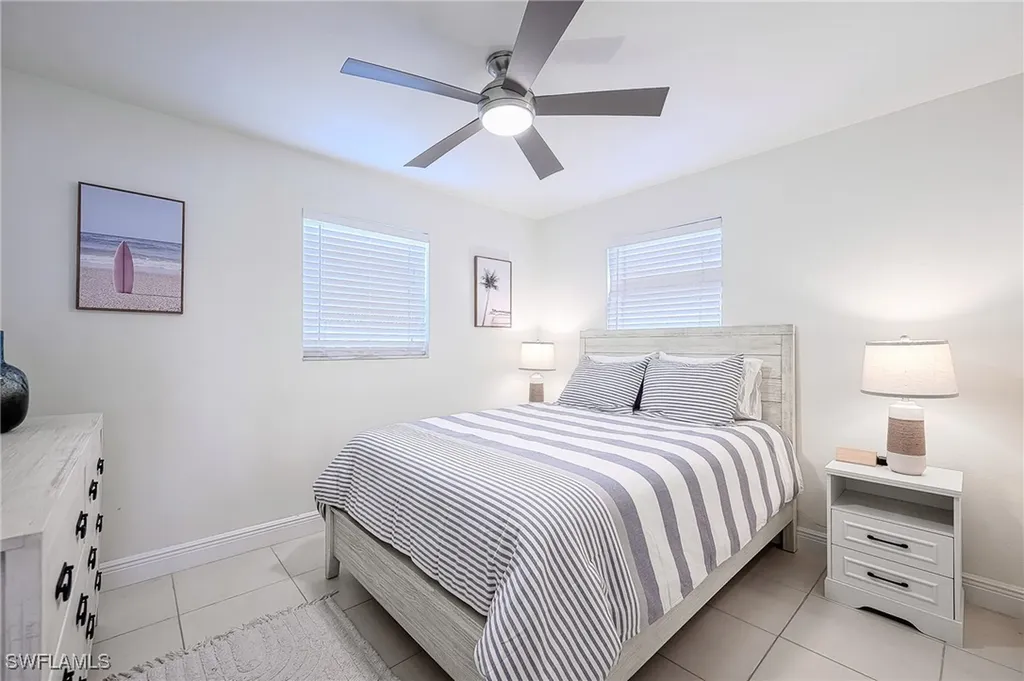 757 101 Avenue N Naples FL 34108