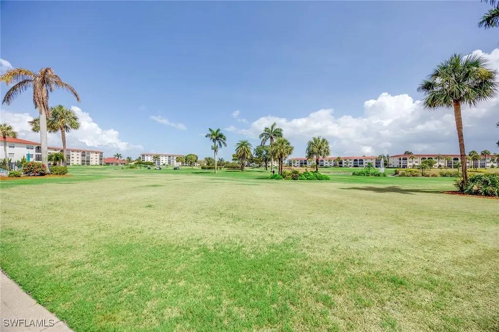 45 High Point Circle S Naples FL 34103