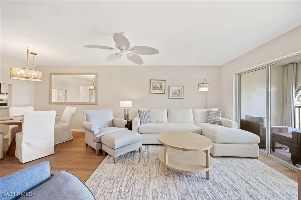 45 High Point Circle S Naples FL 34103