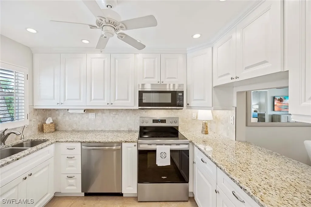 45 High Point Circle S Naples FL 34103