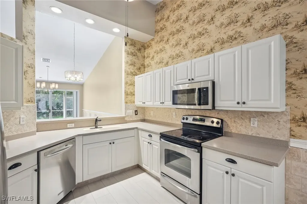 8088 Sanctuary Drive Naples FL 34104