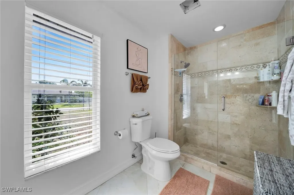 637 SW 9th Avenue Cape Coral FL 33991