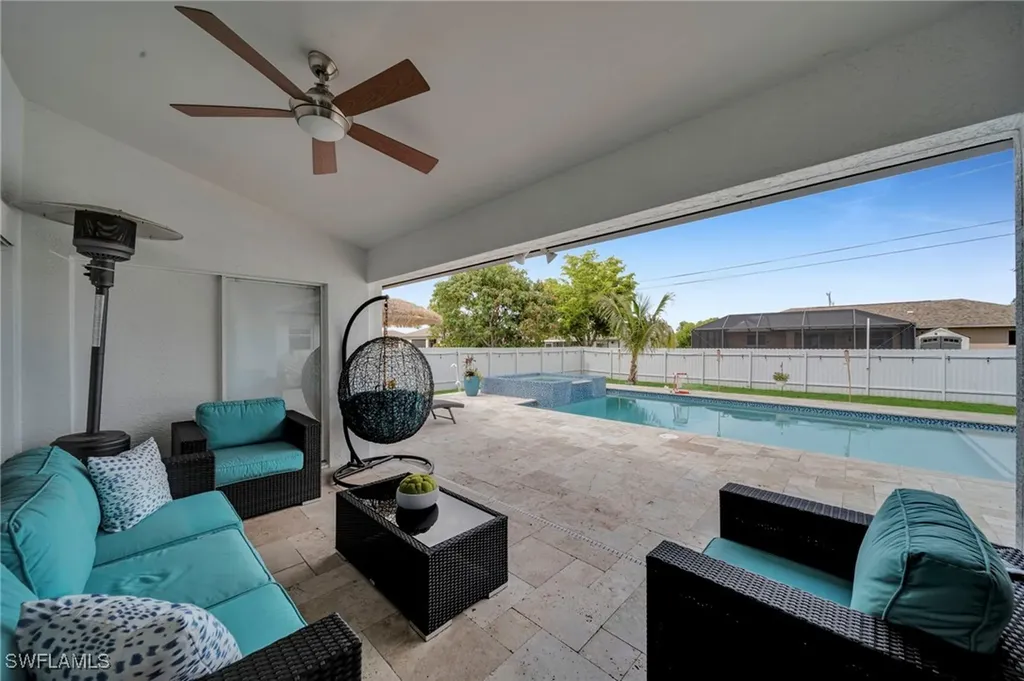 637 SW 9th Avenue Cape Coral FL 33991