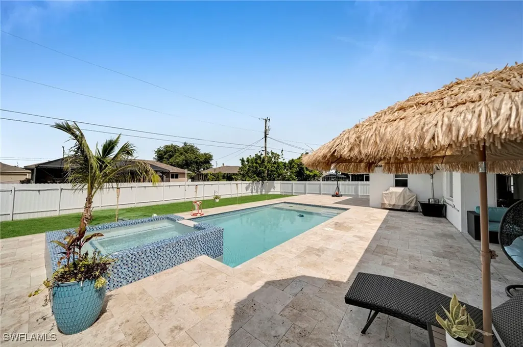 637 SW 9th Avenue Cape Coral FL 33991