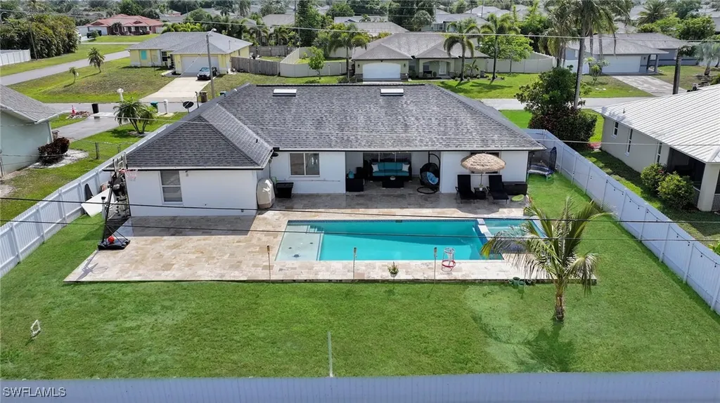 637 SW 9th Avenue Cape Coral FL 33991