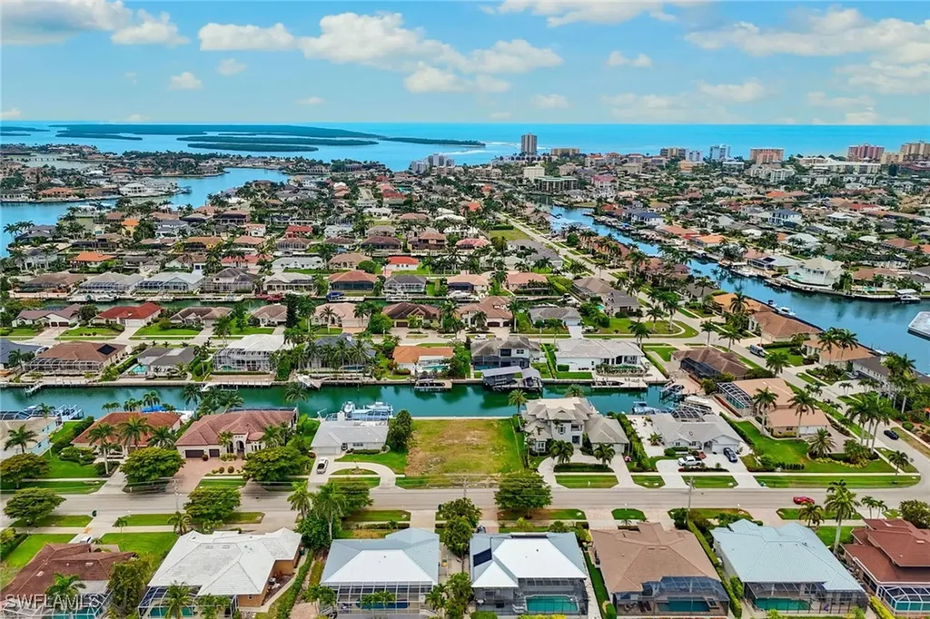 1173 Winterberry Drive Marco Island FL 34145