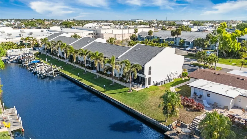 4904 Vincennes Street Cape Coral FL 33904