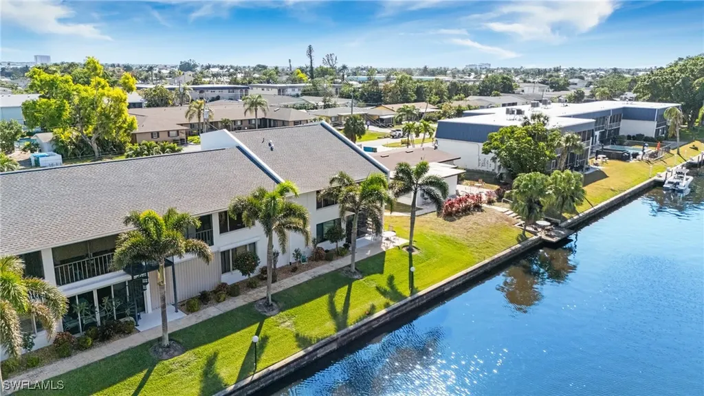 4904 Vincennes Street Cape Coral FL 33904
