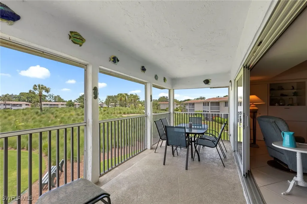 601 Teryl Road Naples FL 34112