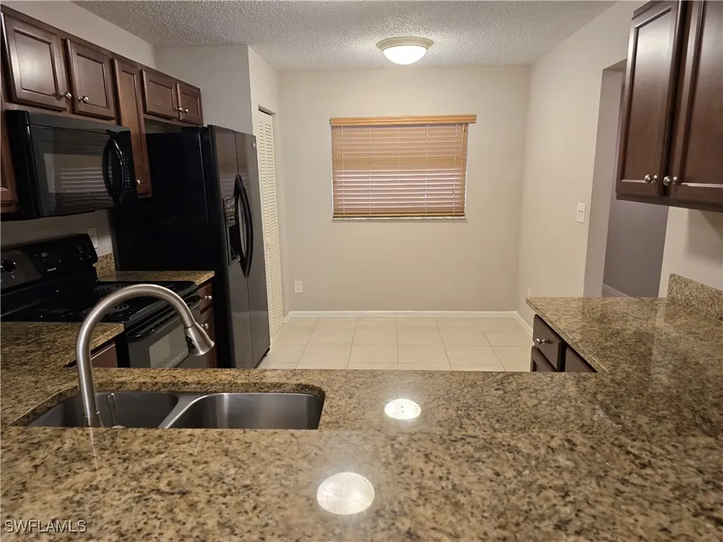 605 Squire Circle Naples FL 34104