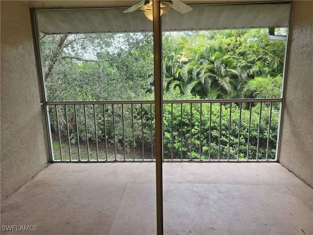 605 Squire Circle Naples FL 34104