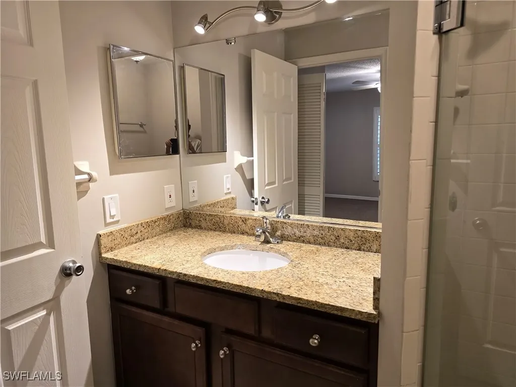605 Squire Circle Naples FL 34104