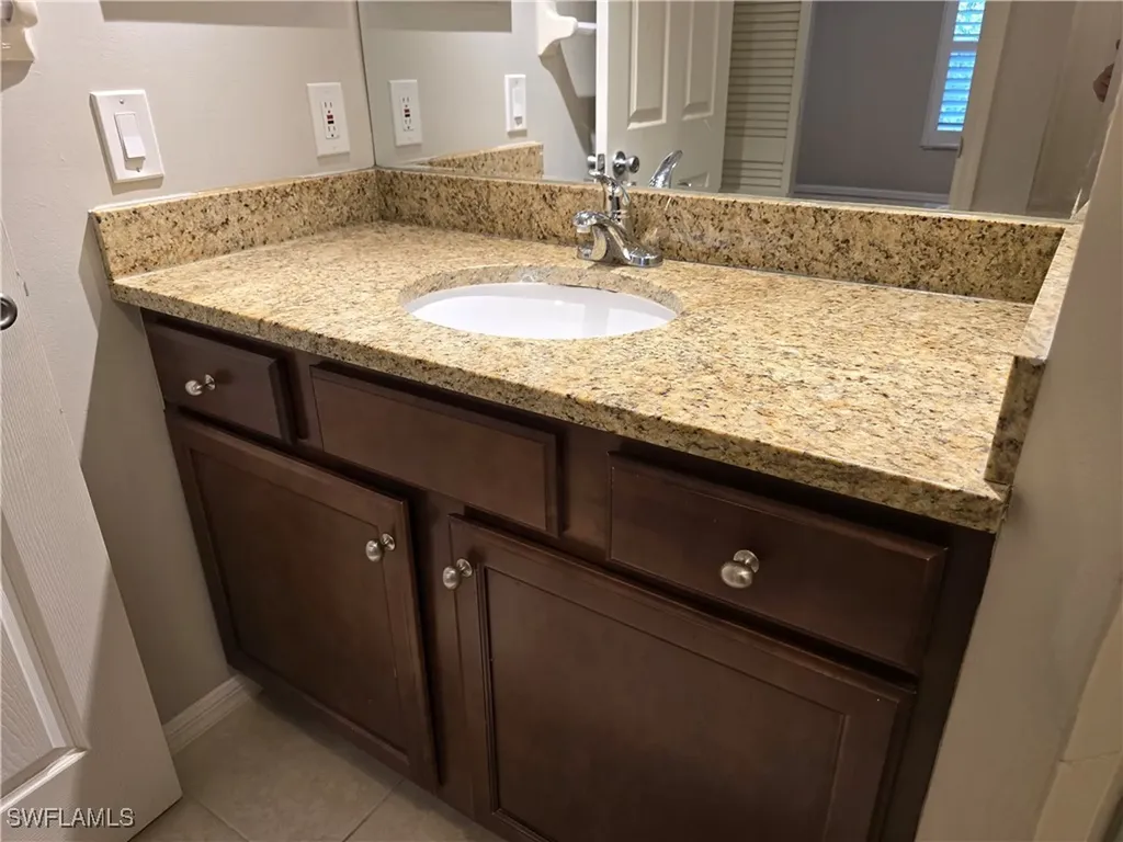 605 Squire Circle Naples FL 34104