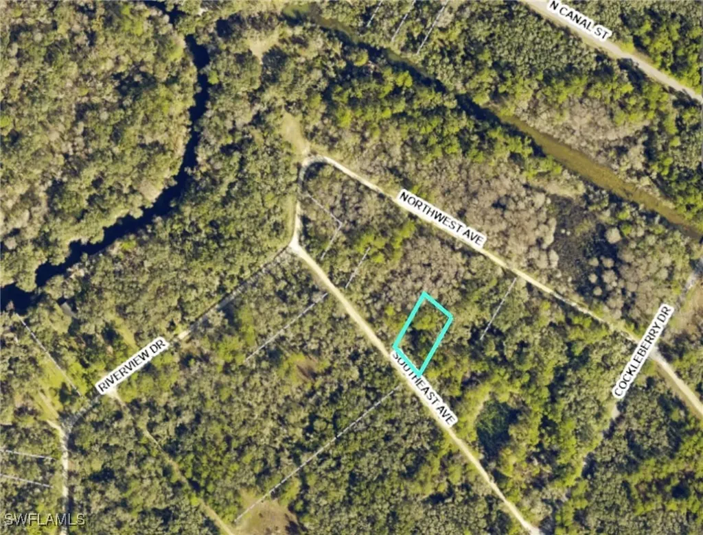 7398 Southeast Avenue Webster FL 33597