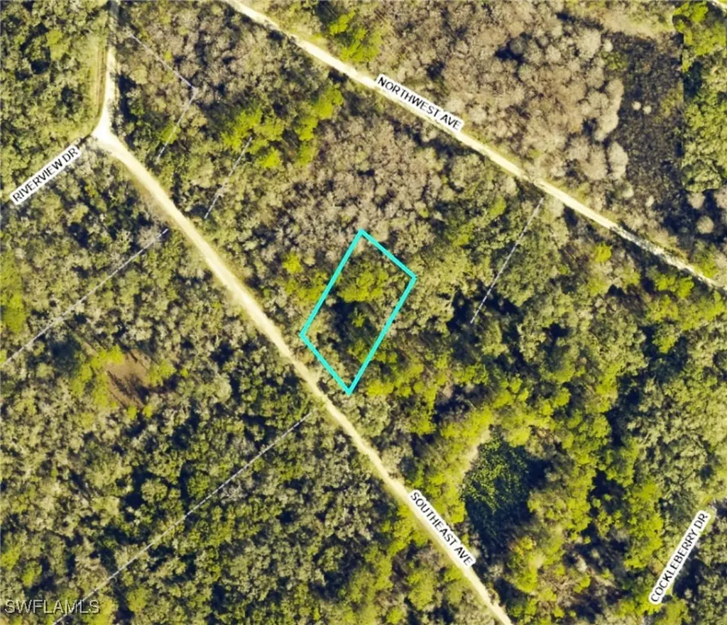 7398 Southeast Avenue Webster FL 33597