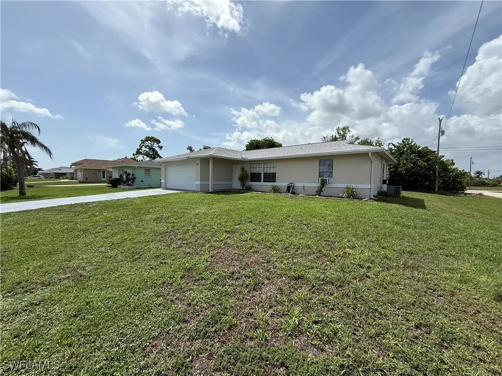 317 SE 14th Terrace Cape Coral FL 33990