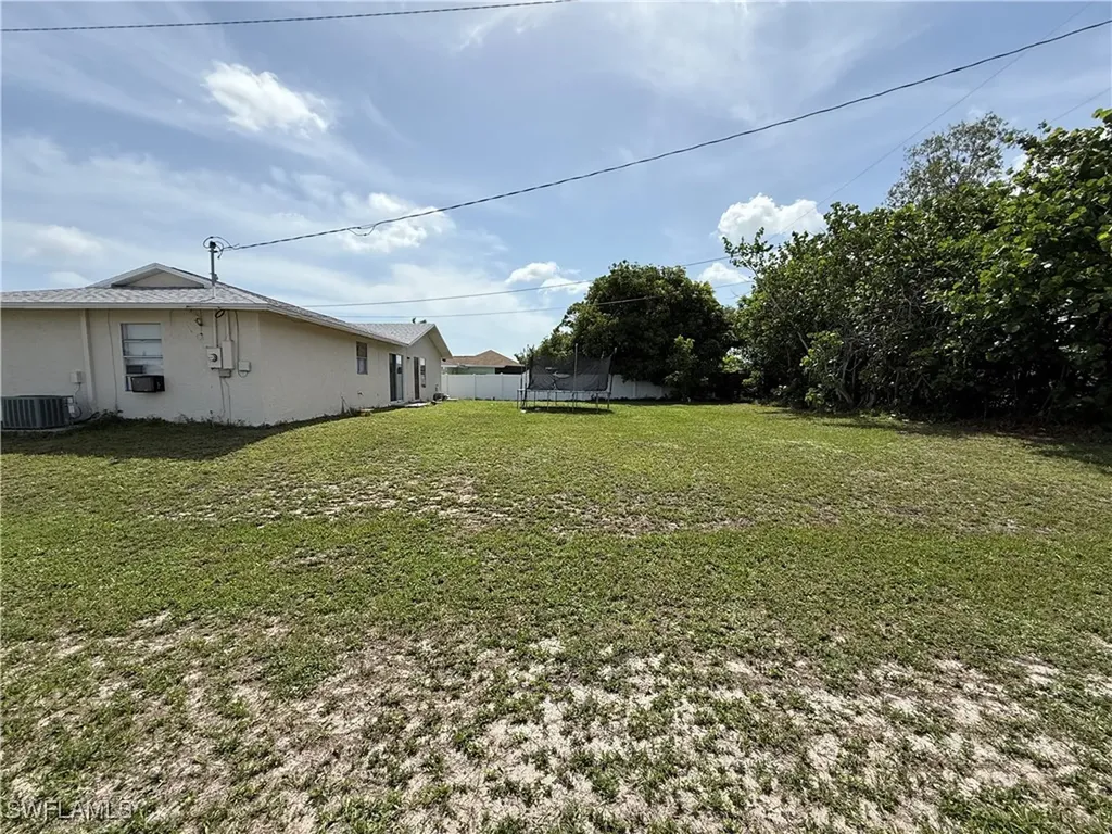 317 SE 14th Terrace Cape Coral FL 33990