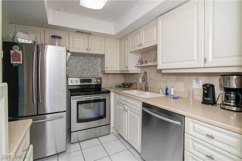 1400 Pompei Lane Naples FL 34103