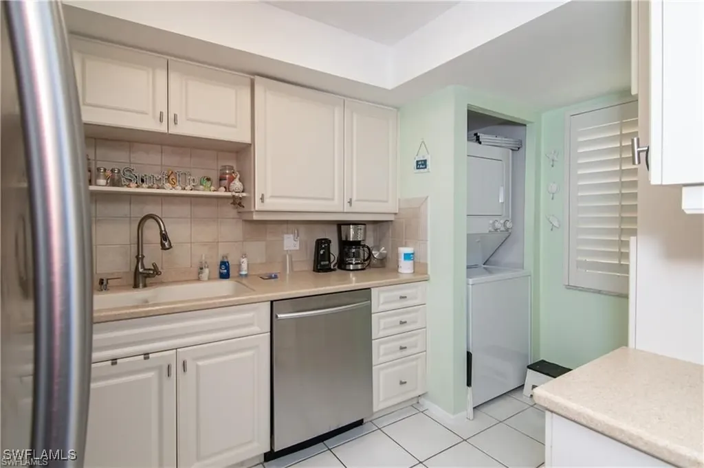 1400 Pompei Lane Naples FL 34103