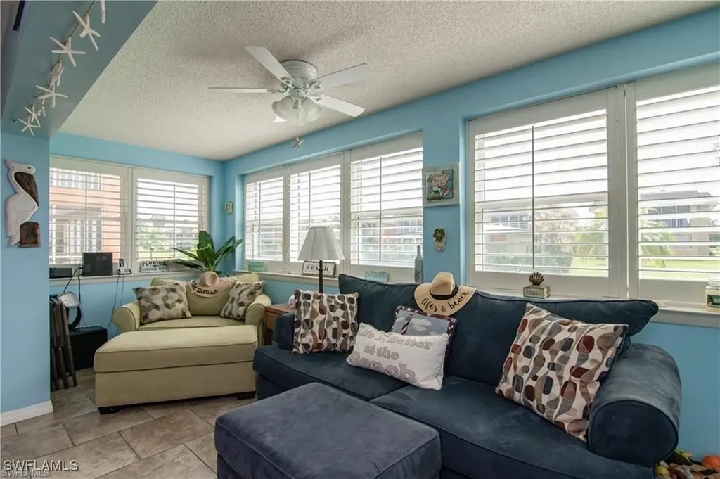 1400 Pompei Lane Naples FL 34103