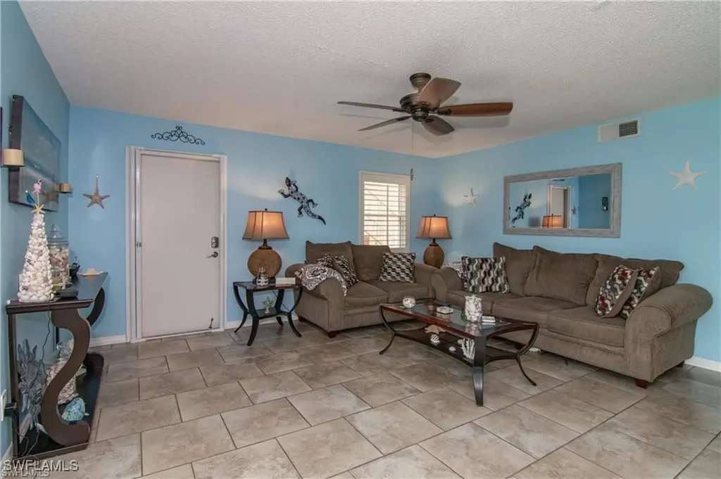 1400 Pompei Lane Naples FL 34103