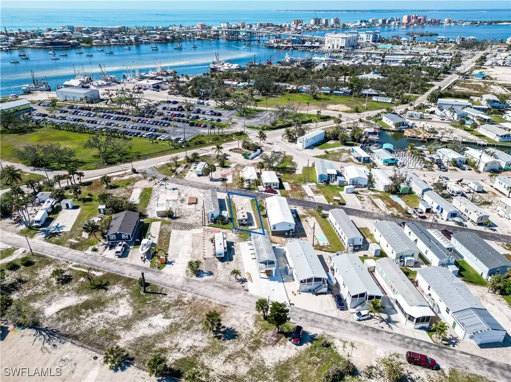 38 Helen Lane Fort Myers Beach FL 33931