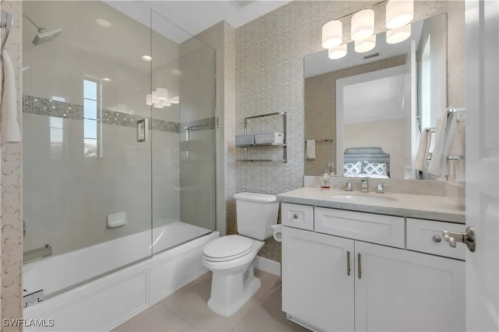 2739 Tiburon Boulevard E Naples FL 34109