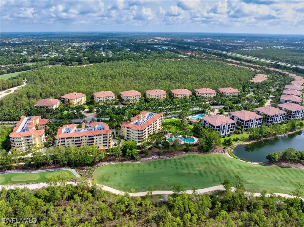 2739 Tiburon Boulevard E Naples FL 34109