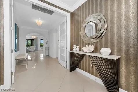 2739 Tiburon Boulevard E Naples FL 34109