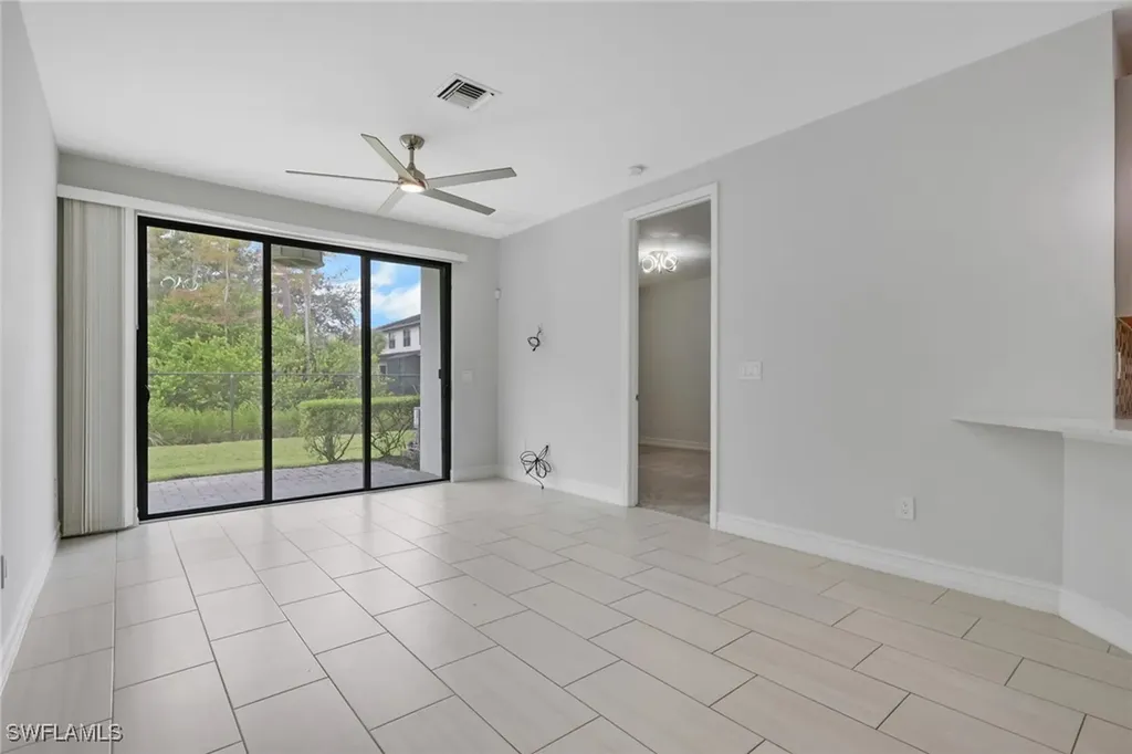 7501 Carnegie Way Naples FL 34119