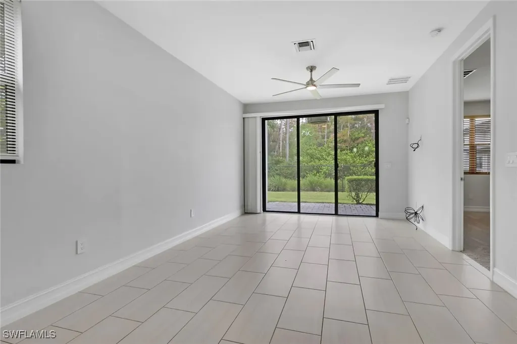 7501 Carnegie Way Naples FL 34119