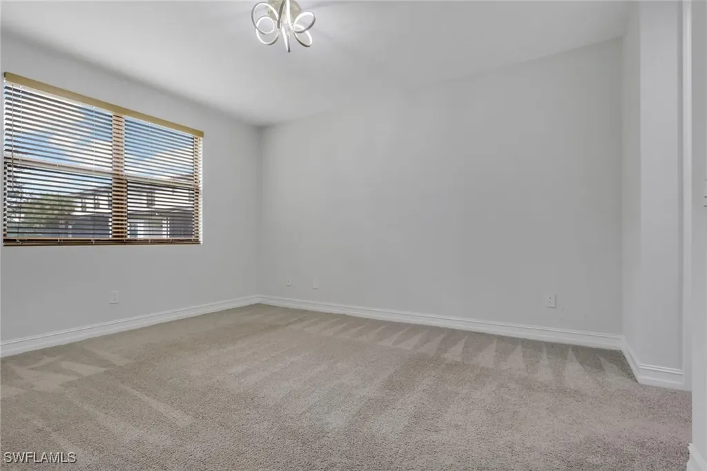 7501 Carnegie Way Naples FL 34119