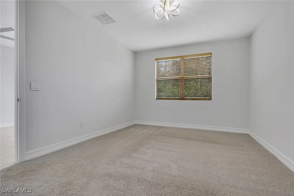 7501 Carnegie Way Naples FL 34119