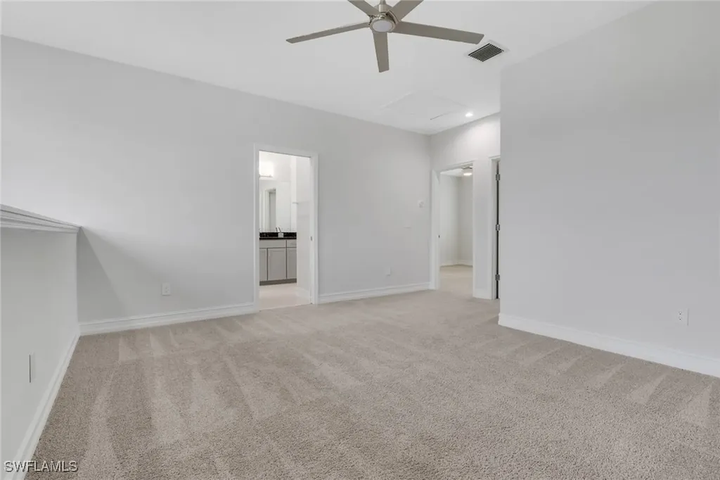 7501 Carnegie Way Naples FL 34119